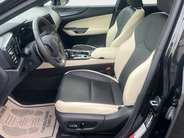 2024 Lexus NX 250 - Photo 8