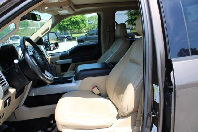 2017 Ford F-250 Super Duty Lariat - Photo 19