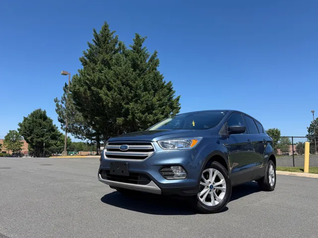 2018 Ford Escape SE's photo