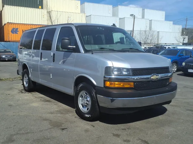 2020 Chevrolet Express Passenger LT