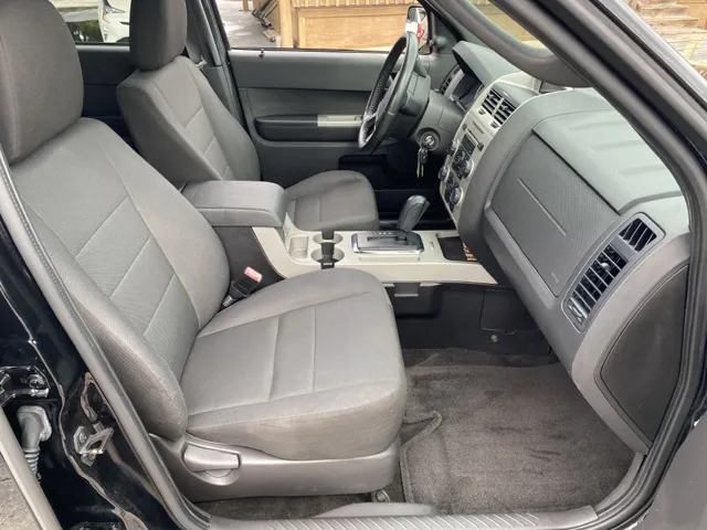 2012 Ford Escape XLT photo 6
