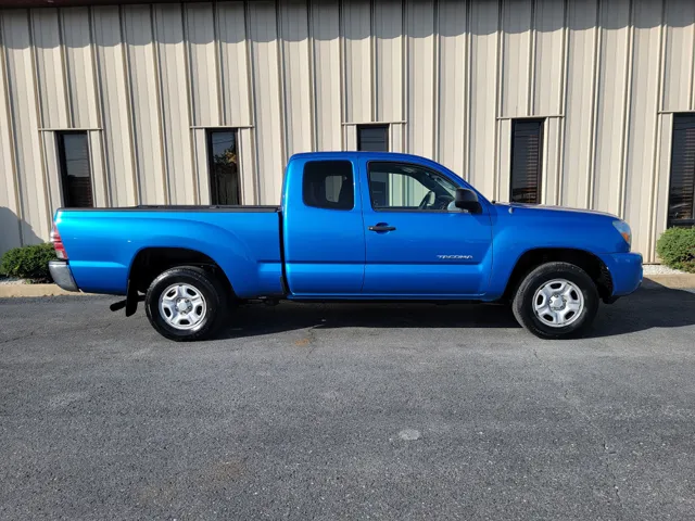 2009 Toyota Tacoma Access Cab AT's photo