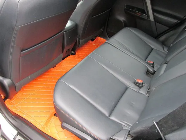 2016 Toyota RAV4 SE - Photo 11