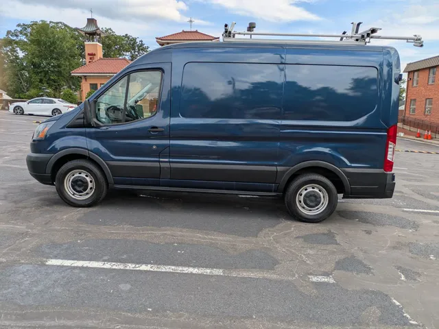 2019 Ford Transit Van  RWD photo