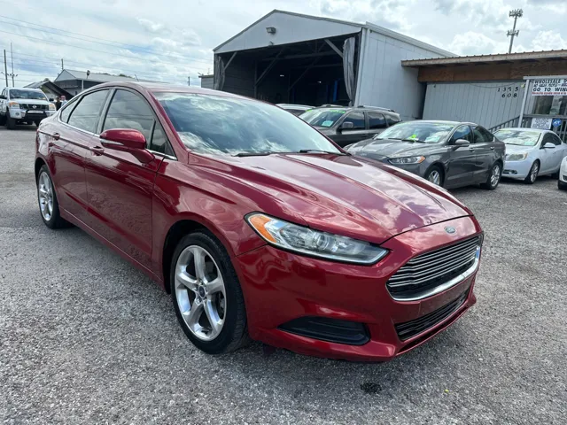 2014 Ford Fusion SE I4 FWD's photo