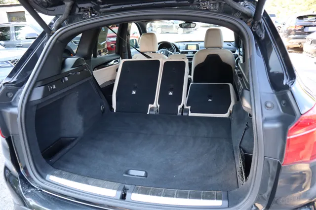 2017 BMW X1 28i - Photo 12