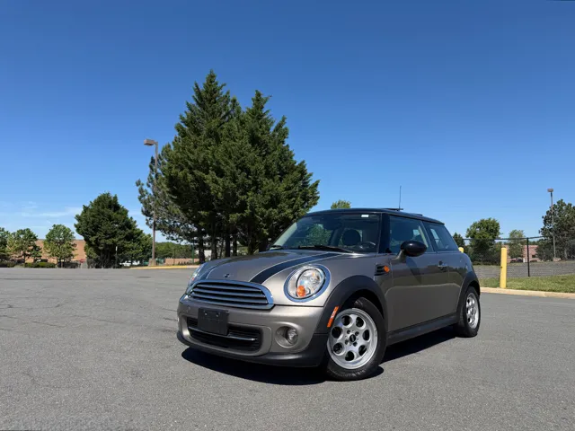 2013 MINI Cooper -'s photo