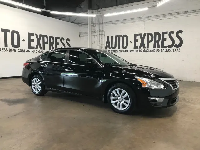 2015 Nissan Altima's photo