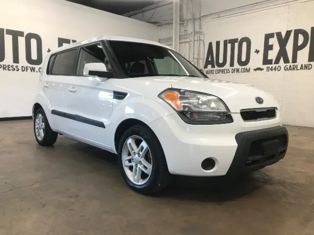 2011 Kia Soul Base