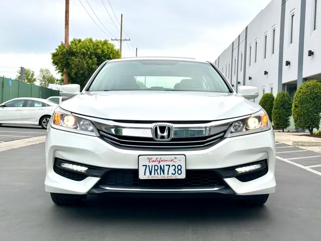 2017 Honda Accord EX - Photo 25