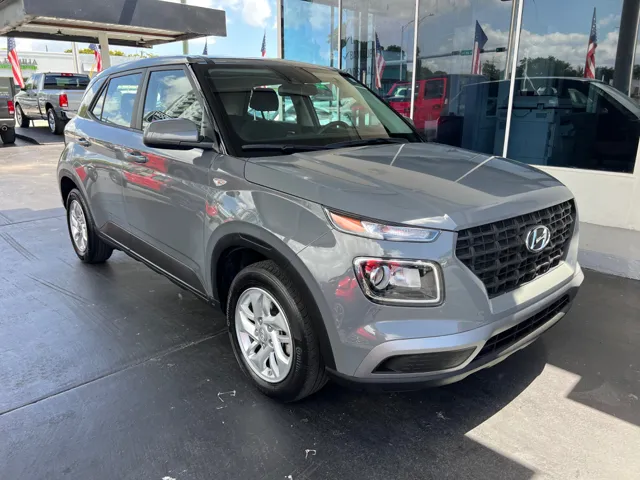 2022 Hyundai Venue SE