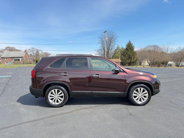 2011 Kia Sorento LX 2WD