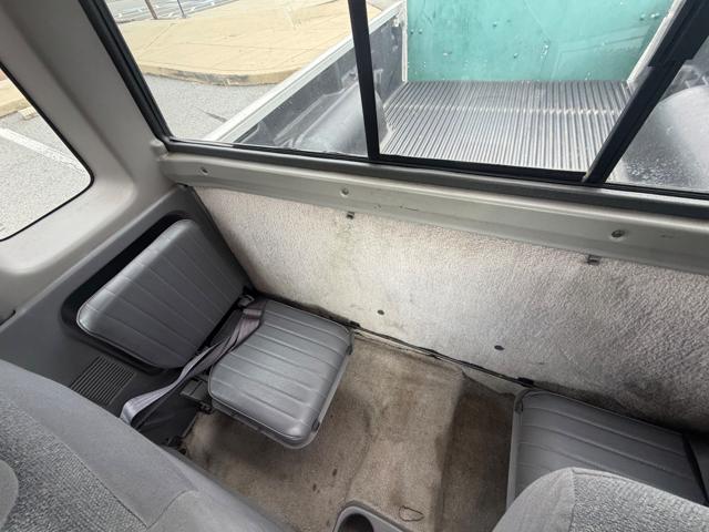 1999 Nissan Frontier XE King Cab 2WD