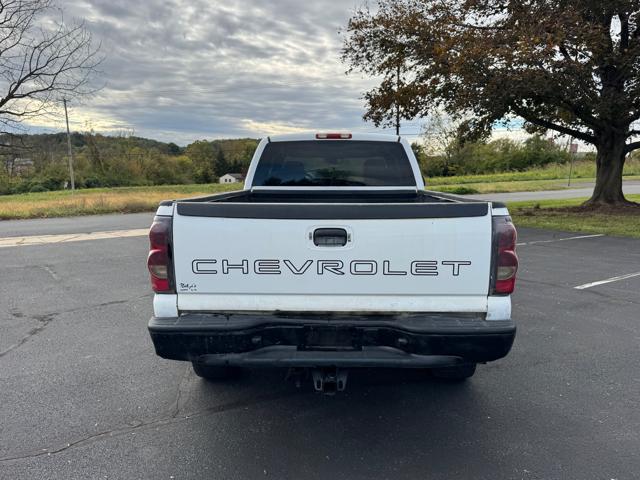 2005 Chevrolet Silverado 1500 Ext. Cab Long Bed 4WD