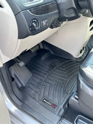 2015 Chrysler Town & Country Touring - Photo 25