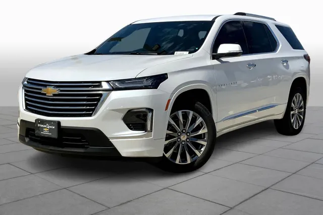 2023 Chevrolet Traverse Premier's photo