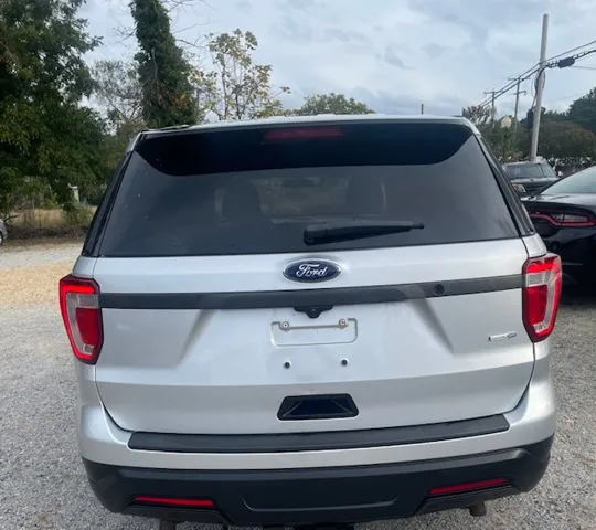 2018 Ford Explorer photo 4