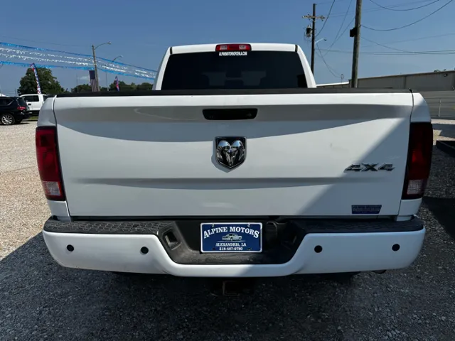2015 Ram 2500 Tradesman photo 4