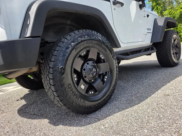 2013 Jeep Wrangler Sport photo 11