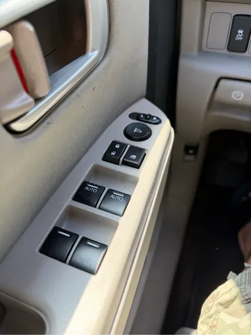 2012 Honda Pilot LX - Photo 17