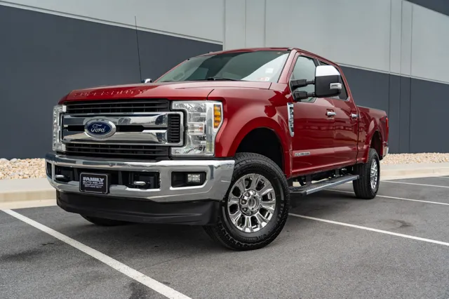 2019 Ford F-250 Super Duty XLT's photo