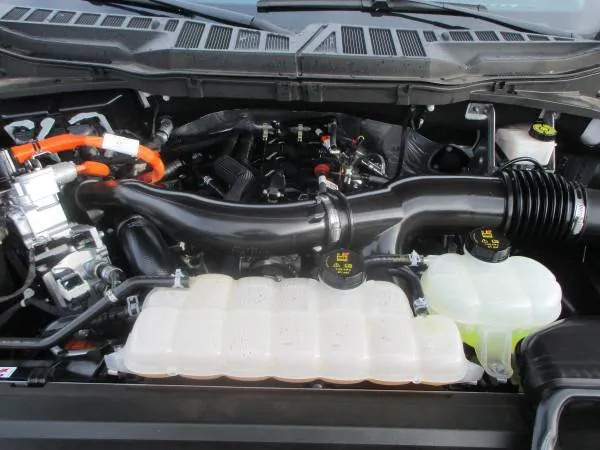 2024 Ford F-150 XLT - Photo 12