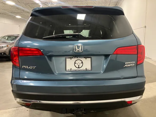 2016 Honda Pilot Touring photo 6