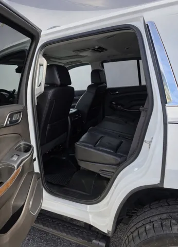 2017 Chevrolet Tahoe LT - Photo 12