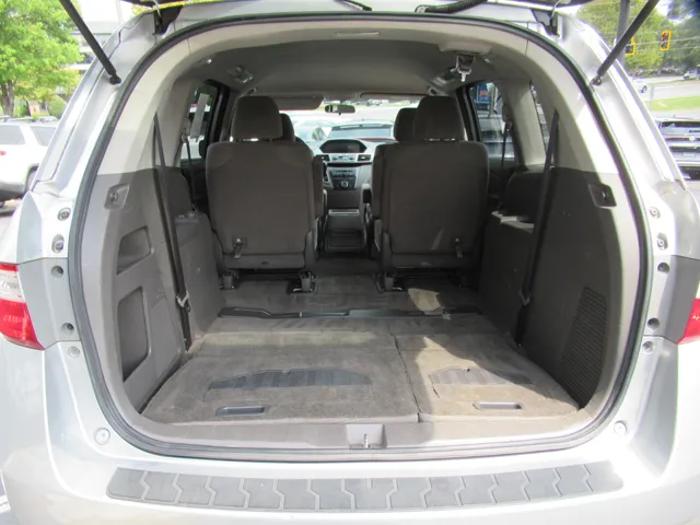 2013 Honda Odyssey LX - Photo 15