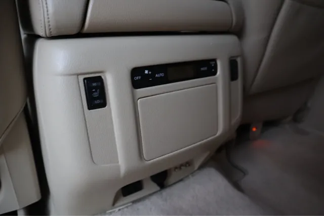 2014 Infiniti QX80 photo 27