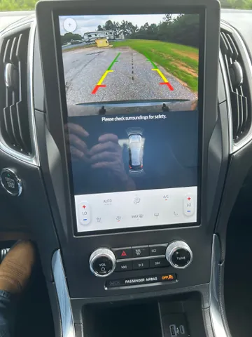 2022 Ford Edge Titanium - Photo 18
