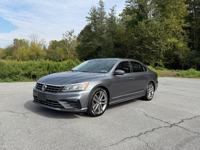 2017 Volkswagen Passat R-Line