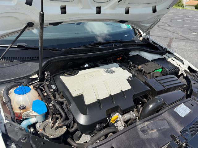 2014 Volkswagen Golf 2.0L 4-Door TDI