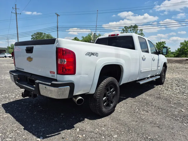 2011 Chevrolet Silverado 3500HD LTZ - Photo 6
