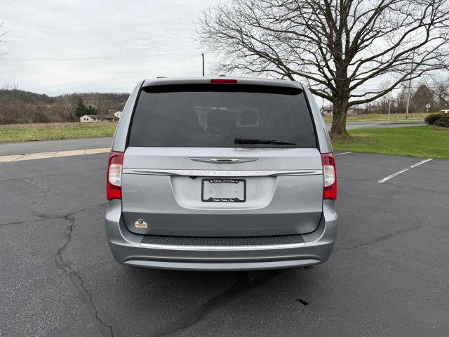 2014 Chrysler Town & Country Touring