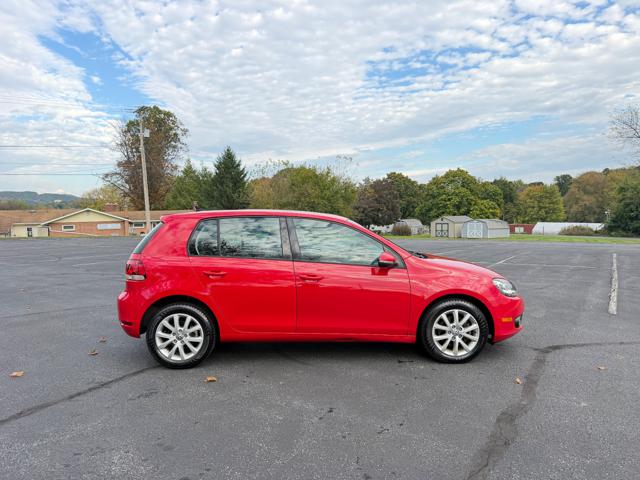 2012 Volkswagen Golf 2.0L 4-Door TDI
