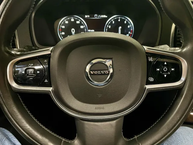2016 Volvo XC90 Momentum - Photo 17