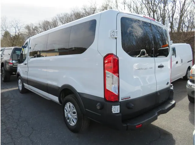 2015 Ford Transit XLT - Photo 18