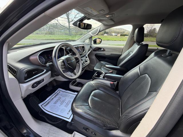 2019 Chrysler Pacifica Touring-L