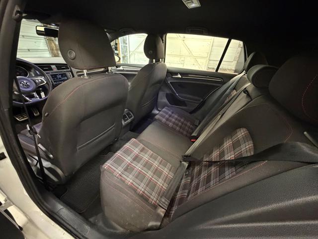 2016 Volkswagen GTI S 6A 4-Door