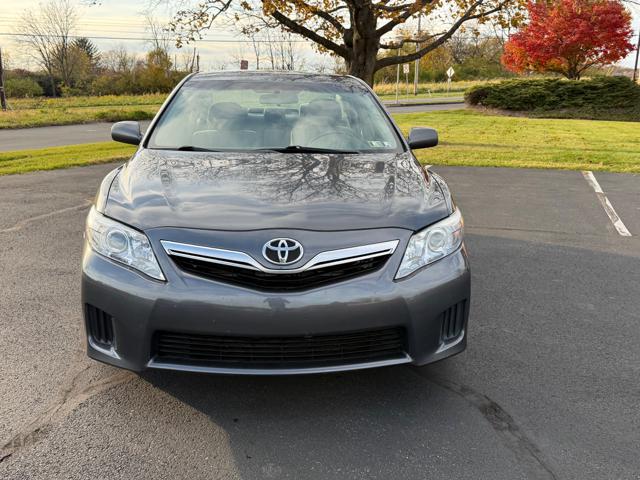 2010 Toyota Camry Hybrid Sedan