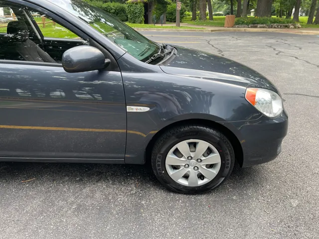 2011 Hyundai Accent GL - Photo 27