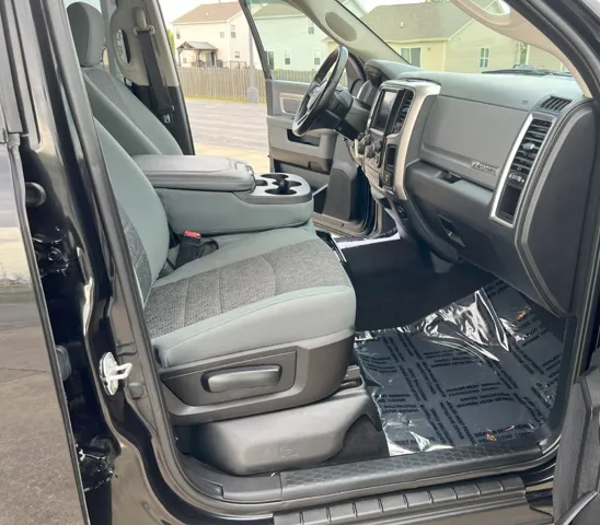 2016 Ram 1500 Big Horn photo 6