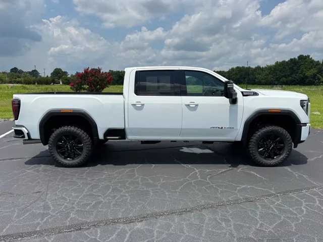 2026 GMC Sierra 2500HD AT4 - Photo 12