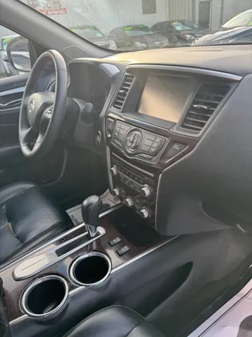 2015 Nissan Pathfinder SL - Photo 16