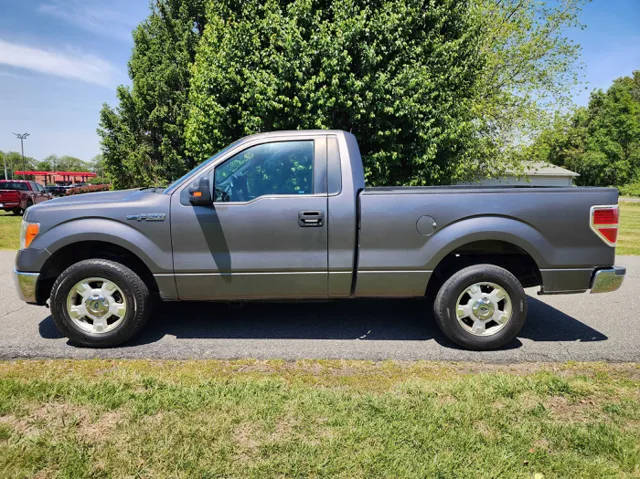 2014 Ford F-150 XLT Regular Cab 126-in's photo