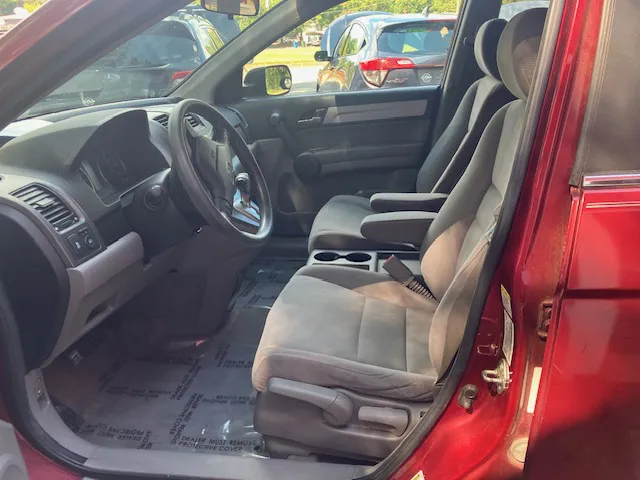 2011 Honda CR-V SE photo 4