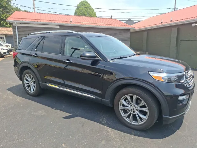 2021 Ford Explorer