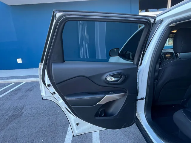 2017 Jeep Cherokee Latitude - Photo 24