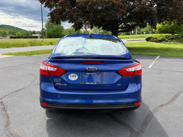 2012 Ford Focus SE Sedan